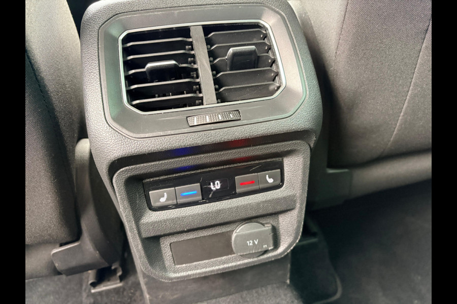 Volkswagen Tiguan 2.0 TSI 4Motion Highline R-LINE ACC | KEYLESS | ELECTR. A-KLEP | 19-inch LMV | TREKHAAK