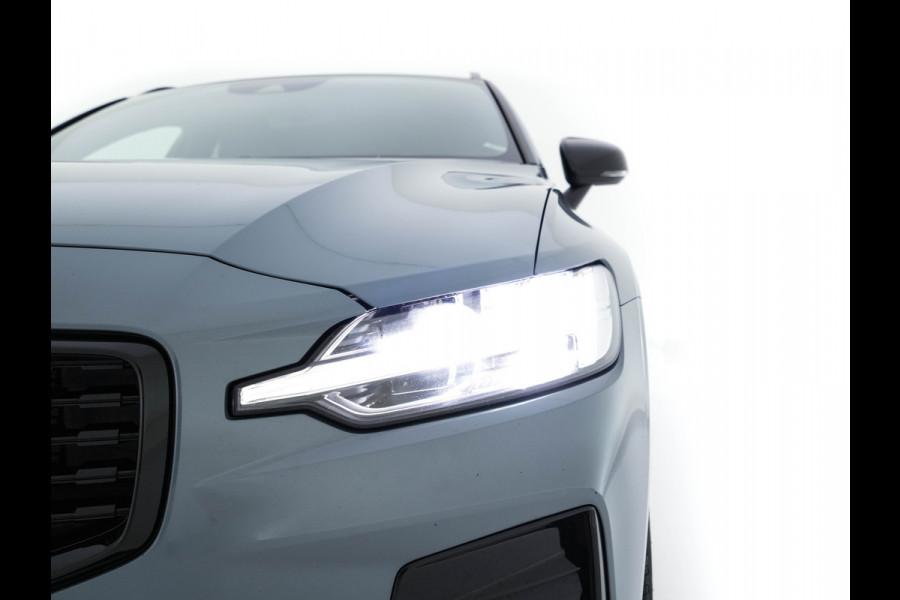 Volvo V60 2.0 B3 R-Design (INCL-BTW) *LEATHER-FABRIC | DIGI-COCKPIT | FULL-LED | MEMORY-PACK | HEATED-SPORTSEATS | LANE-ASSIST | NAVI-FULLMAP | CAMERA | DAB+ | PRIVACY-GLASS | ECC | PDC | TOWBAR | 19''ALU*