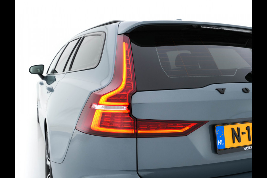 Volvo V60 2.0 B3 R-Design (INCL-BTW) *LEATHER-FABRIC | DIGI-COCKPIT | FULL-LED | MEMORY-PACK | HEATED-SPORTSEATS | LANE-ASSIST | NAVI-FULLMAP | CAMERA | DAB+ | PRIVACY-GLASS | ECC | PDC | TOWBAR | 19''ALU*