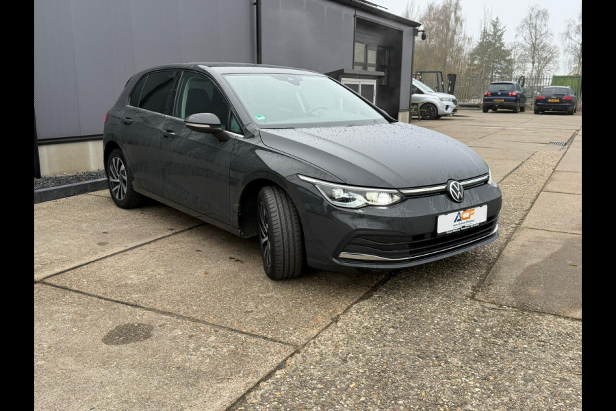 Volkswagen Golf 1.4 eHybrid Style plug inn hybride