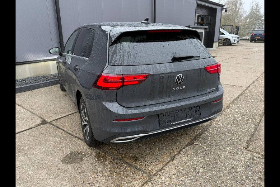 Volkswagen Golf 1.4 eHybrid Style plug inn hybride