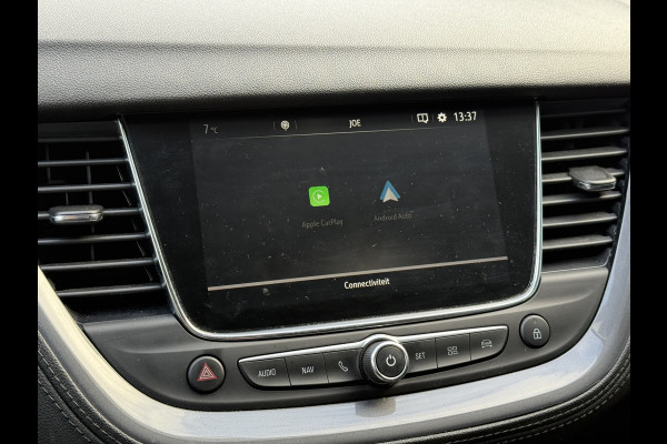 Opel Grandland X BWJ 11-2020 | 1.2T 131PK Bus Executive | TREKHAAK | CLIMA | NAVI | LEDER/STOF | SPORTSTOELEN | PDC 2X | CARPLAY |