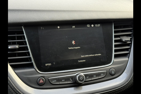 Opel Grandland X BWJ 11-2020 | 1.2T 131PK Bus Executive | TREKHAAK | CLIMA | NAVI | LEDER/STOF | SPORTSTOELEN | PDC 2X | CARPLAY |
