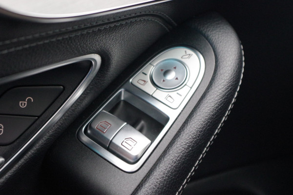 Mercedes-Benz C-Klasse Coupé 180 Premium AMG-Line Night Edition, Panoramadak, Burmester, Keyless, 19" LM, Camera