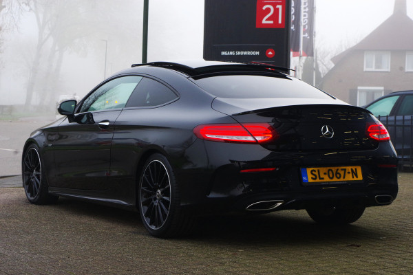 Mercedes-Benz C-Klasse Coupé 180 Premium AMG-Line Night Edition, Panoramadak, Burmester, Keyless, 19" LM, Camera