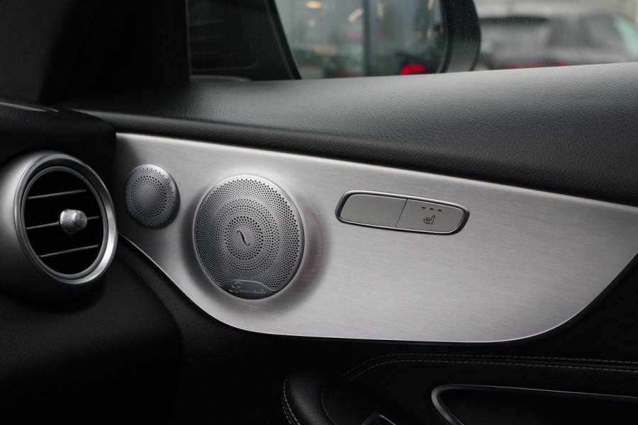 Mercedes-Benz C-Klasse Coupé 180 Premium AMG-Line Night Edition, Panoramadak, Burmester, Keyless, 19" LM, Camera