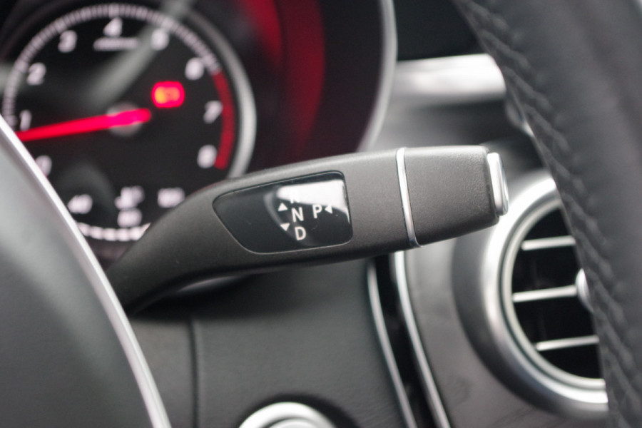 Mercedes-Benz C-Klasse Coupé 180 Premium AMG-Line Night Edition, Panoramadak, Burmester, Keyless, 19" LM, Camera