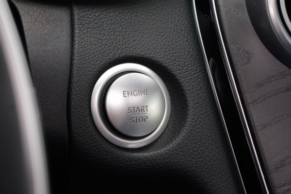 Mercedes-Benz C-Klasse Coupé 180 Premium AMG-Line Night Edition, Panoramadak, Burmester, Keyless, 19" LM, Camera