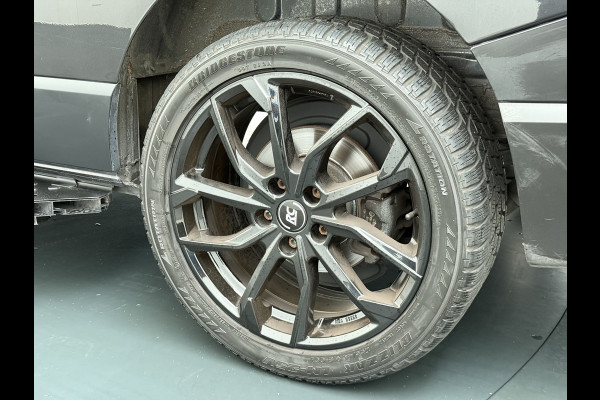 Renault Trafic 2.0DCI 145PK T29 L2H1 Comfort 3-Persoons Trekhaak Apple Carplay Android Navi Airco Cruise Control Bluetooth Lmv Pdc Betonplex Vloer Wandbetimmering Schuifdeur Sidebars Euro 6 Origineel Nederlandse Auto