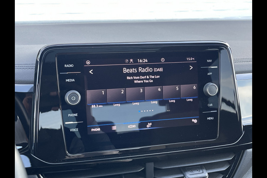 Volkswagen T-Roc 1.5 TSI Style | Pano | CarPlay | ACC | IQ Light | DAB+ | 18 inch