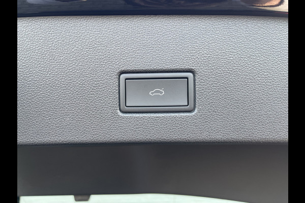 Volkswagen T-Roc 1.5 TSI Style | Pano | CarPlay | ACC | IQ Light | DAB+ | 18 inch