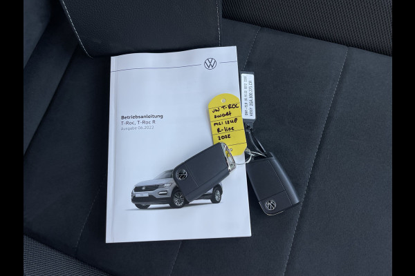 Volkswagen T-Roc 1.5 TSI Style | Pano | CarPlay | ACC | IQ Light | DAB+ | 18 inch