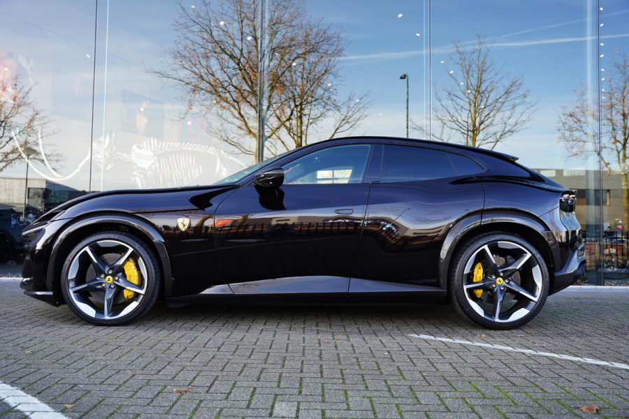 Ferrari Purosangue 6.5 V12 Full Carbon Pack Lifting Panoramadak