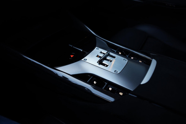 Ferrari Purosangue 6.5 V12 Full Carbon Pack Lifting Panoramadak