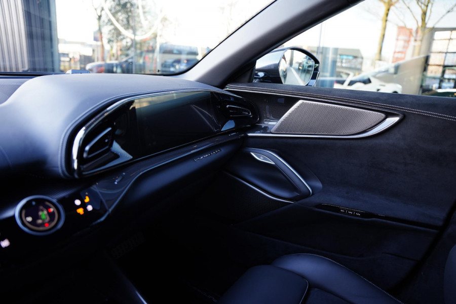 Ferrari Purosangue 6.5 V12 Full Carbon Pack Lifting Panoramadak