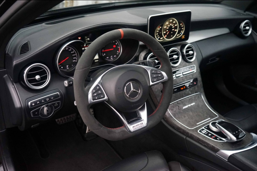 Mercedes-Benz C-Klasse estate C63 AMG Pano/360/KW/Memory/Carbon/Edition1