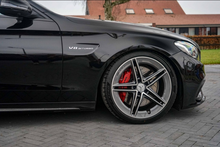 Mercedes-Benz C-Klasse estate C63 AMG Pano/360/KW/Memory/Carbon/Edition1