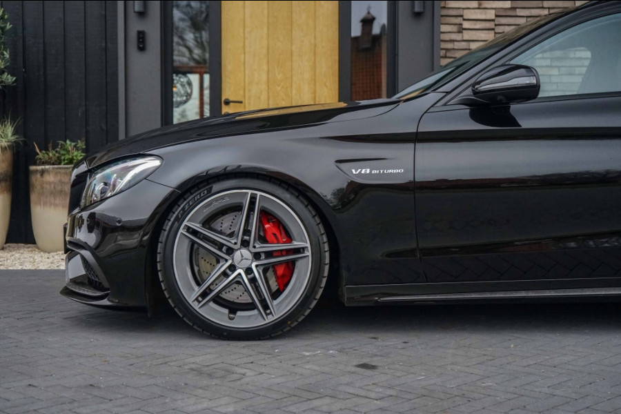 Mercedes-Benz C-Klasse estate C63 AMG Pano/360/KW/Memory/Carbon/Edition1