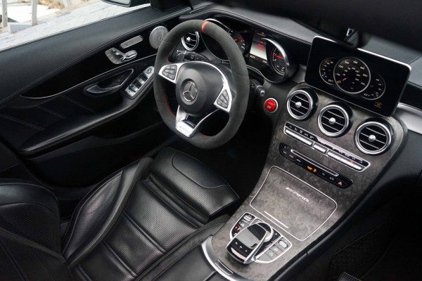 Mercedes-Benz C-Klasse estate C63 AMG Pano/360/KW/Memory/Carbon/Edition1