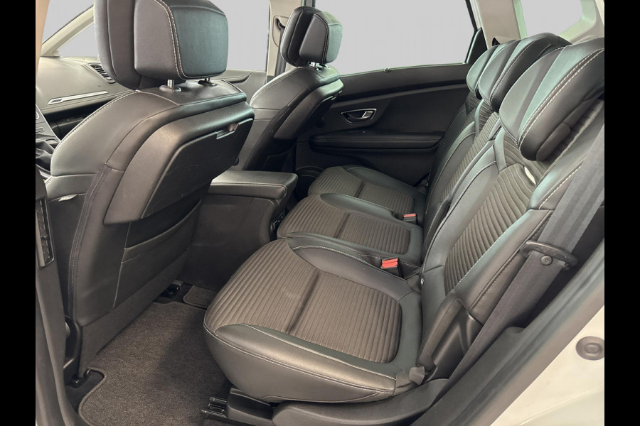 Renault Scénic 1.2 TCe Bose | zwart dak | blind-spot | massagestoelen | navigatie | allseason banden | halfleder