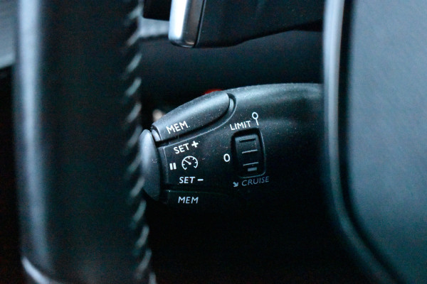 Peugeot 208 101PK AUT. Puretech BLUE ACTIVE CARPLAY/PDC/CRUISE