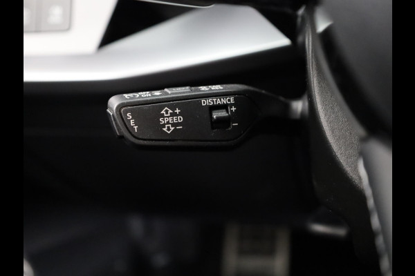 Audi A3 Sportback 35 TFSI S edition | Verlengde Garantie | Optiek zwart pakket | Parkeersensoren achterzijde | Afneembare trekhaak |