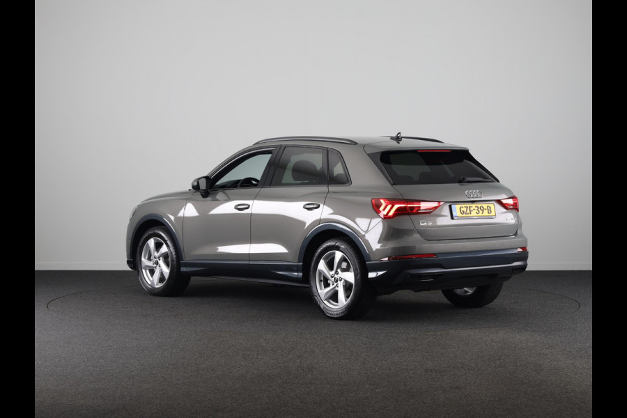 Audi Q3 35 TFSI Advanced Edition 150 pk S-tronic | Verlengde garantie | Navigatie | Gratis Winterset | Achteruitrijcamera | LED koplampen | Stoelverwarming |