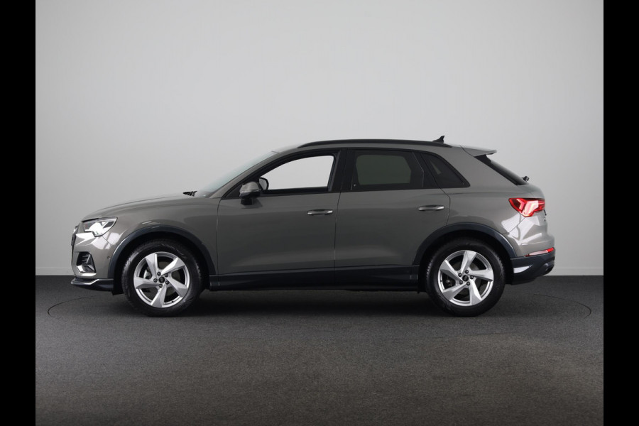 Audi Q3 35 TFSI Advanced Edition 150 pk S-tronic | Verlengde garantie | Navigatie | Gratis Winterset | Achteruitrijcamera | LED koplampen | Stoelverwarming |