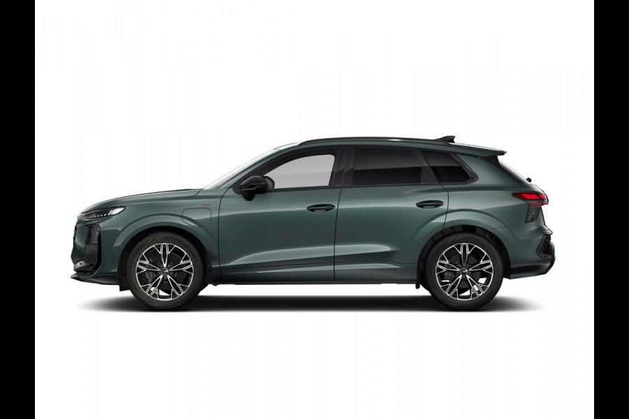 Audi Q3 S edition e-hybrid 200 kW / 272 PK | Techniekpakket plus | Ambiente lichtpakket pro | Privacy glas | Panoramadak| Dodehoek detectie | Leder |