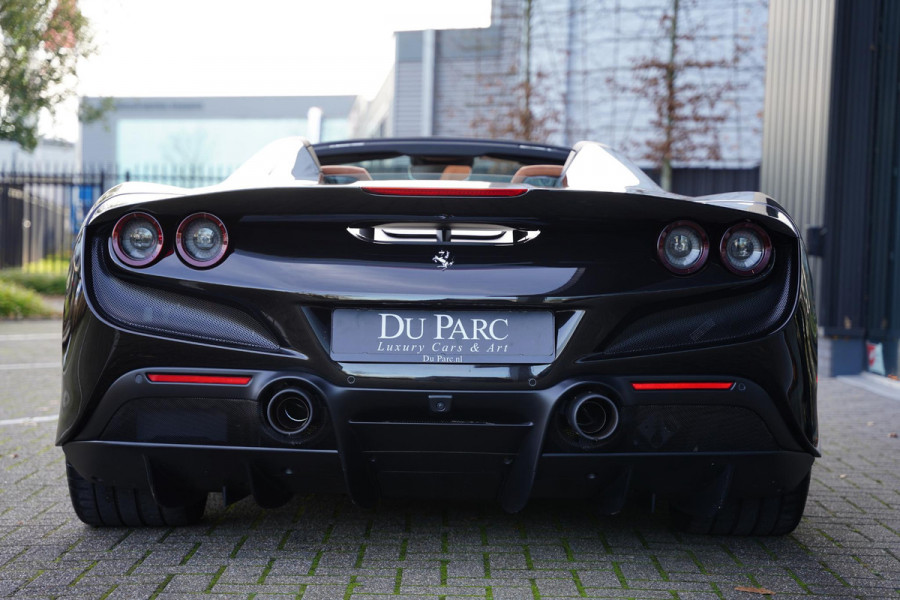Ferrari F8 Spider 3.9 V8 HELE Cuoio Interior 18 D.Km
