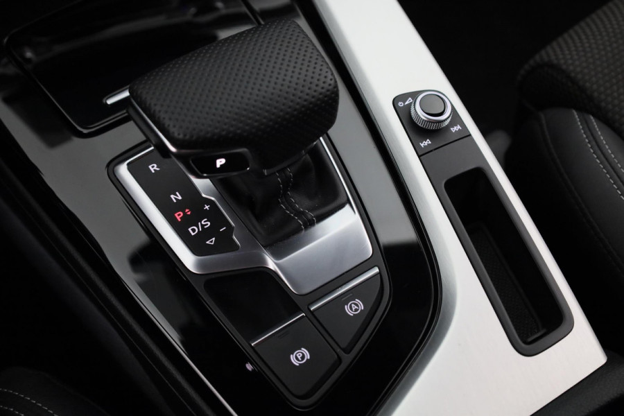 Audi A4 Avant 35 TFSI S-Line 150 pk Automaat (S-Tronic) | Verlengde garantie | Navigatie | Parkeersensoren achter | Autom. airco (3 zones) | S-Line