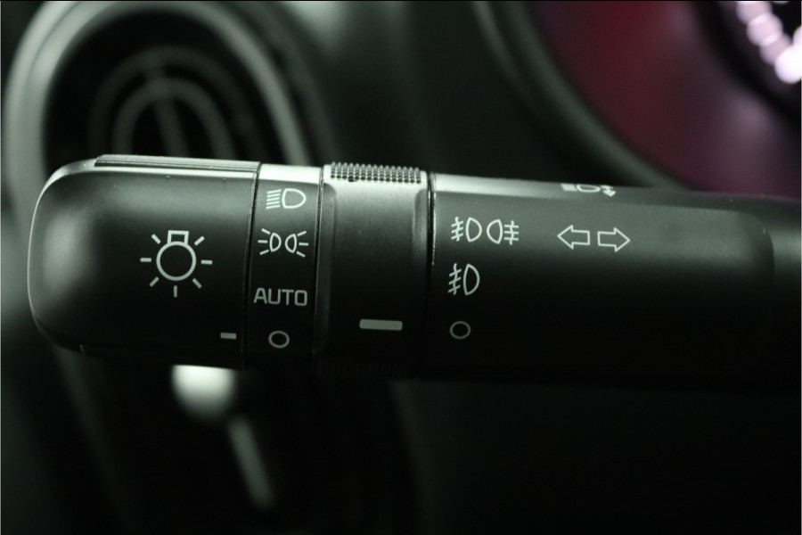 Kia Picanto 1.0 DPi GT-Line Apple Carplay/Android Auto - Cruise Control - Climate Control - Navigatie - Achteruitrijcamera - Fabrieksgarantie tot 06-2031