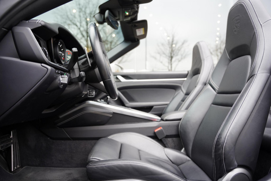 Porsche 911 992 Cabriolet 3.0 Carrera 4 S GERESERVEERD