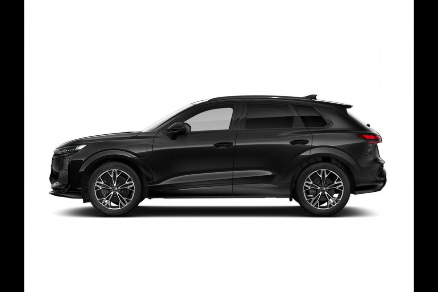 Audi Q3 S edition e-hybrid 200 kW / 272 PK | Techniekpakket plus | Ambiente lichtpakket plus | Privacy glas | Panoramadak| Dodehoek detectie | Sonos| Head-up display |