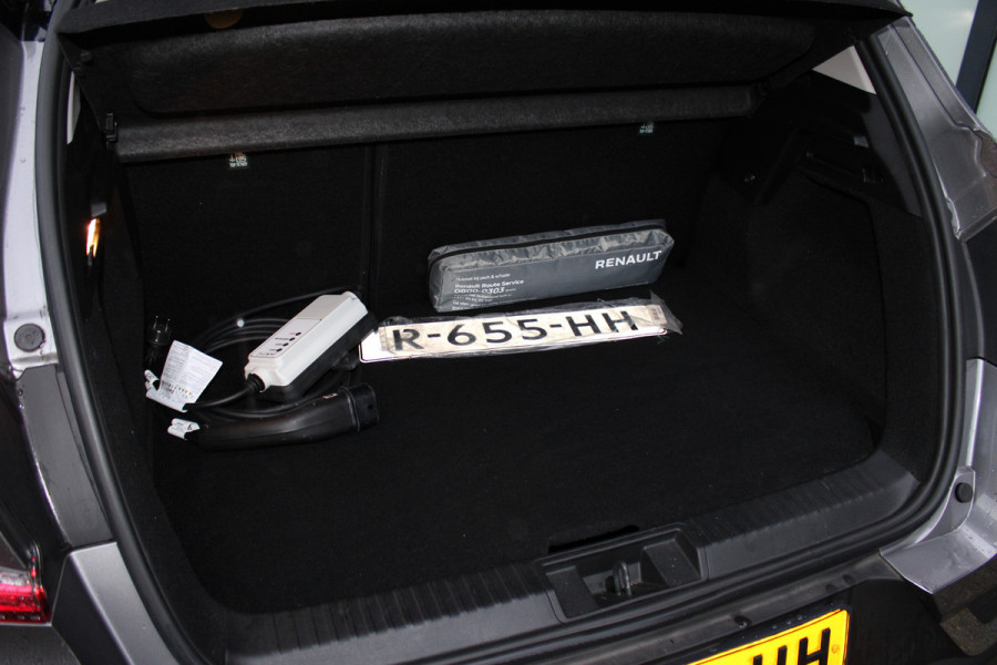 Renault Captur 1.6 E-Tech Plug-in Hybrid 160 Intens | Trekhaak | Navigatie | Camera | Cruise Control | Keyless