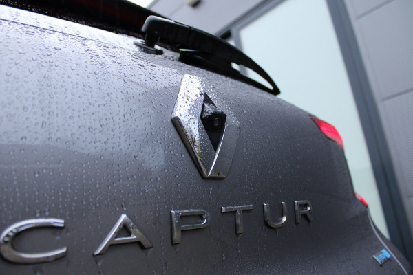 Renault Captur 1.6 E-Tech Plug-in Hybrid 160 Intens | Trekhaak | Navigatie | Camera | Cruise Control | Keyless
