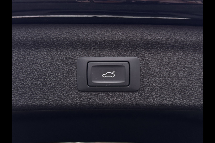 Audi Q3 45 TFSIe 245PK S-TRONIC S-LINE SPORT HYBRID VIRTUAL/CAMERA/CARPLAY