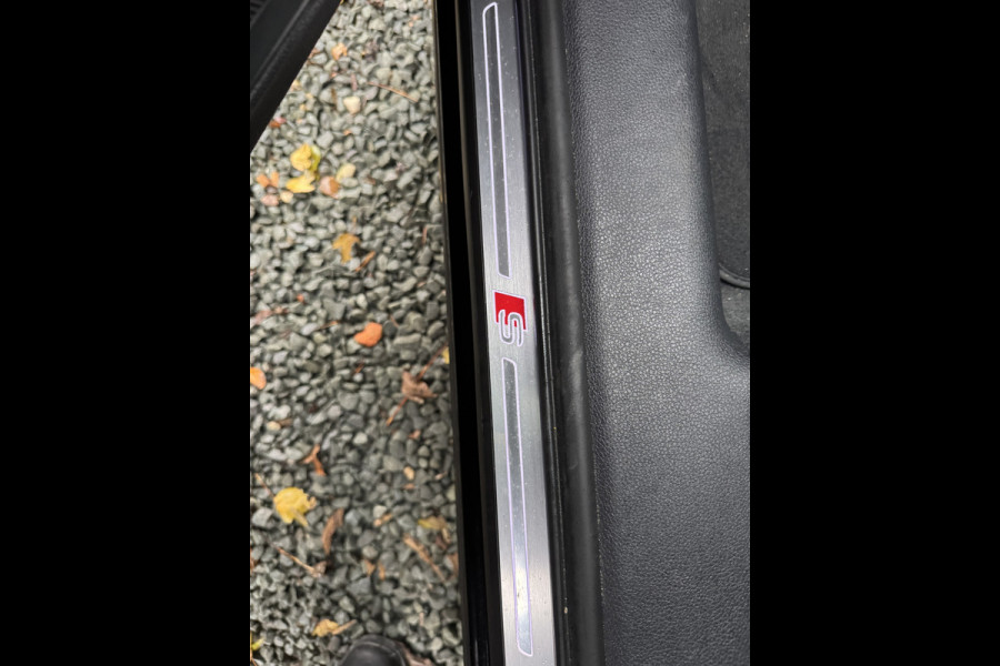 Audi Q3 45 TFSIe 245PK S-TRONIC S-LINE SPORT HYBRID VIRTUAL/CAMERA/CARPLAY