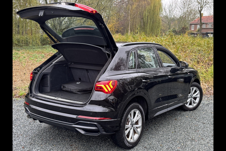 Audi Q3 45 TFSIe 245PK S-TRONIC S-LINE SPORT HYBRID VIRTUAL/CAMERA/CARPLAY