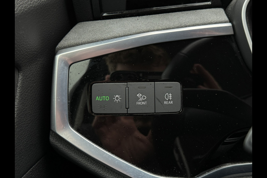 Audi Q3 45 TFSIe 245PK S-TRONIC S-LINE SPORT HYBRID VIRTUAL/CAMERA/CARPLAY