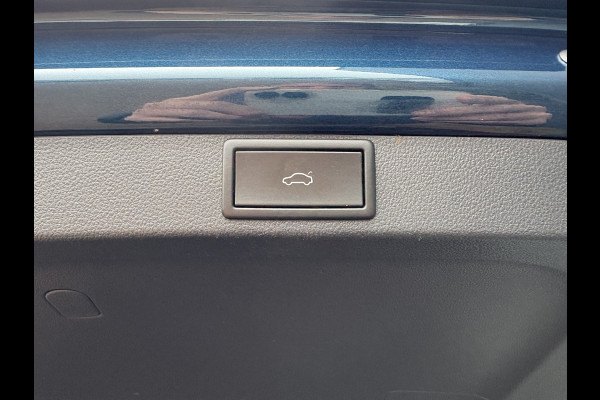 Škoda Octavia Combi 1.5 TSi 150pk First Edition SCHUIFDAK/VIRTUAL/CARPLAY/TREKHAAK/18INCH/STOELVERWARMING