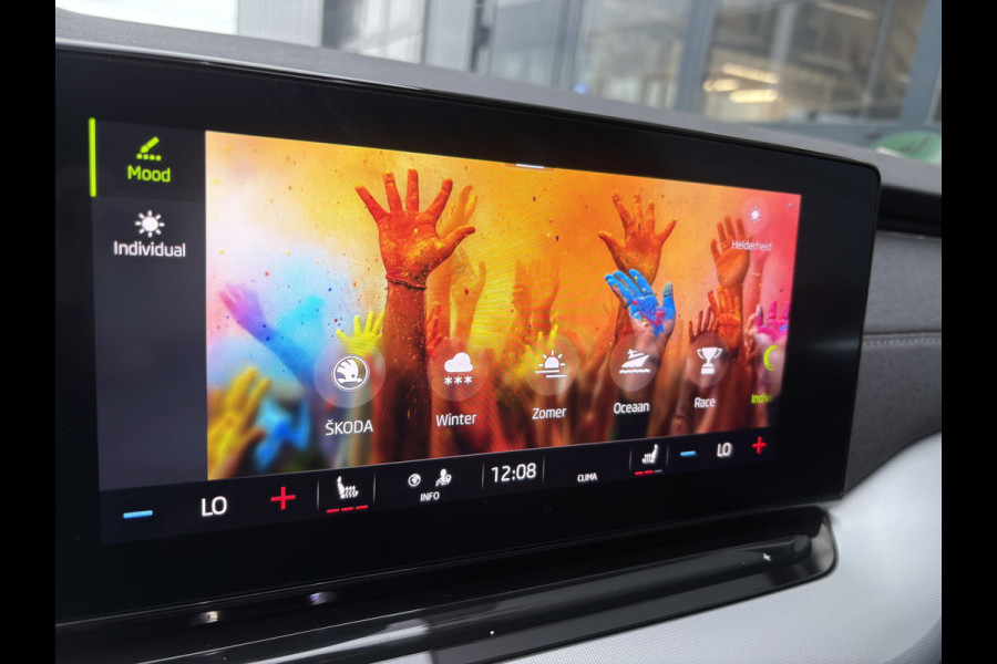 Škoda Octavia Combi 1.5 TSi 150pk First Edition SCHUIFDAK/VIRTUAL/CARPLAY/TREKHAAK/18INCH/STOELVERWARMING