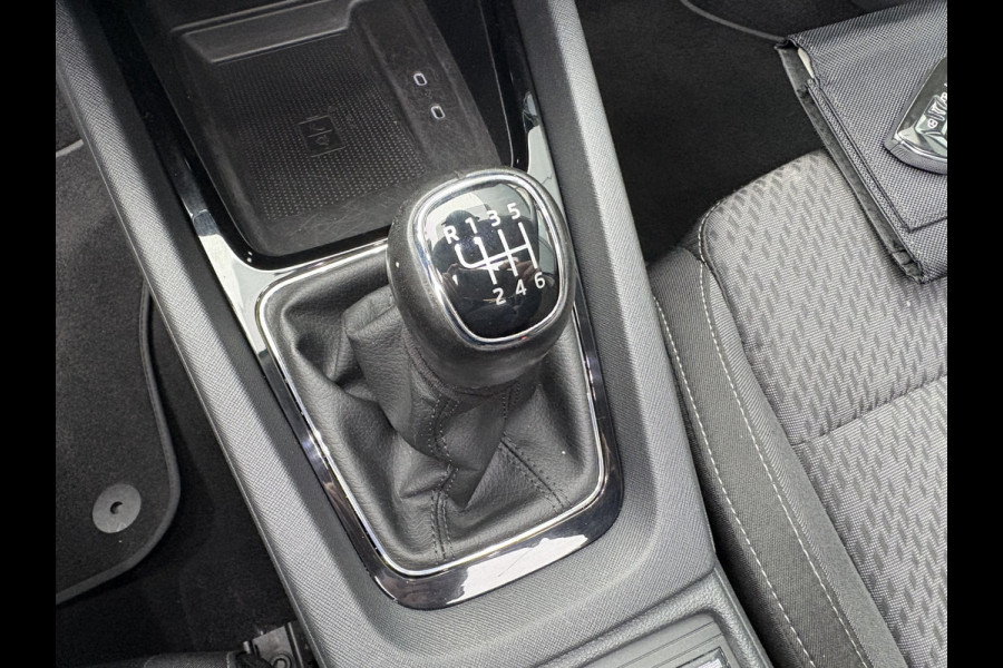 Škoda Octavia Combi 1.5 TSi 150pk First Edition SCHUIFDAK/VIRTUAL/CARPLAY/TREKHAAK/18INCH/STOELVERWARMING