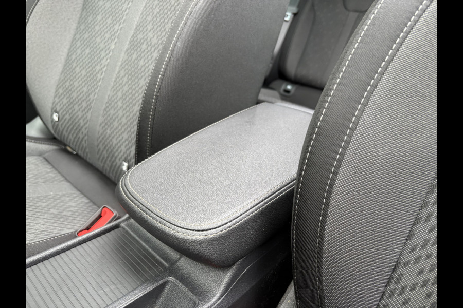 Škoda Octavia Combi 1.5 TSi 150pk First Edition SCHUIFDAK/VIRTUAL/CARPLAY/TREKHAAK/18INCH/STOELVERWARMING