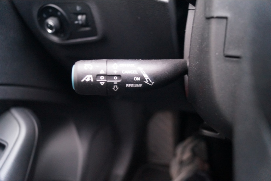 MG ZS EV Luxury 45kWh -PANO-LEER-NAVI-