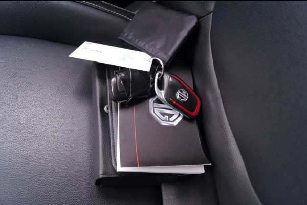 MG ZS EV Luxury 45kWh -PANO-LEER-NAVI-