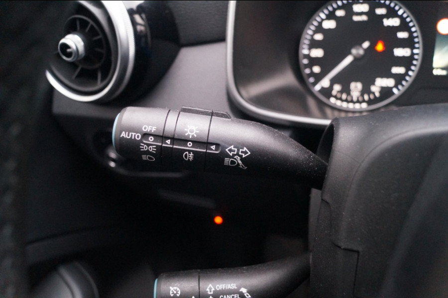 MG ZS EV Luxury 45kWh -PANO-LEER-NAVI-