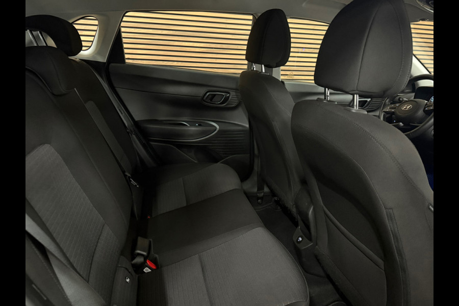 Hyundai i20 1.0 T-GDI Comfort | Carplay | Camera | Led | Stoelverwarming | Digital Cockpit