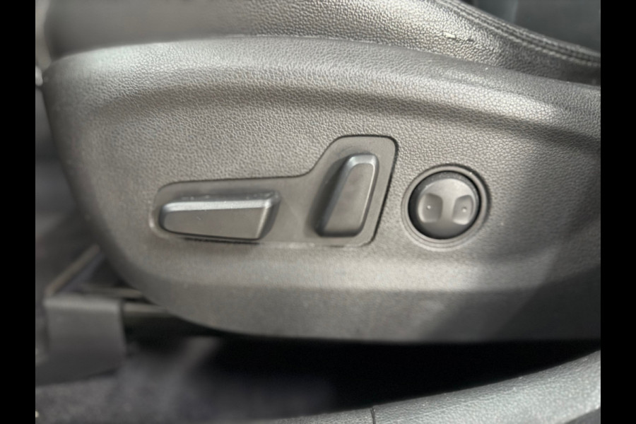 Hyundai Tucson 1.6 T-GDi Premium 4WD Automaat | Pano | Winterpakket | 19' inch | Leder | Keyless | Camera | LED