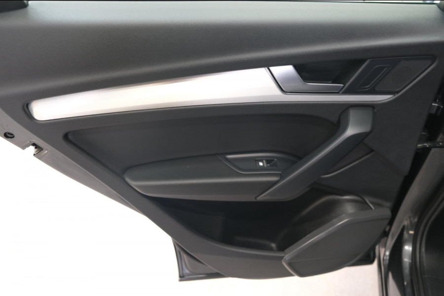 Audi Q5 50 TFSI e S edition - Airco, Navi, Cruise, PDC, Trekhaak.